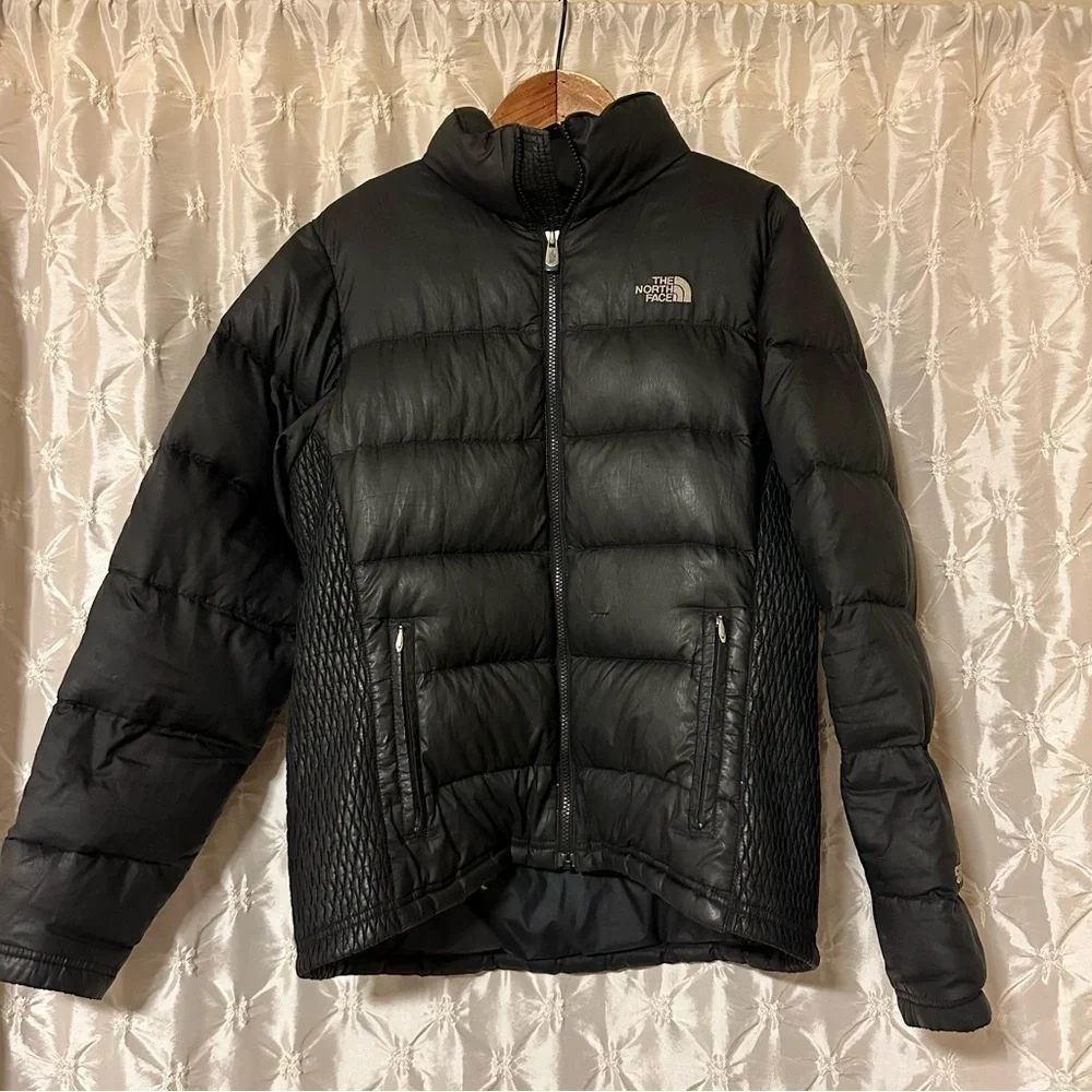 The North Fact Black Quilted 550 Goose Down Puffer Coat Jacket Winter Vintage